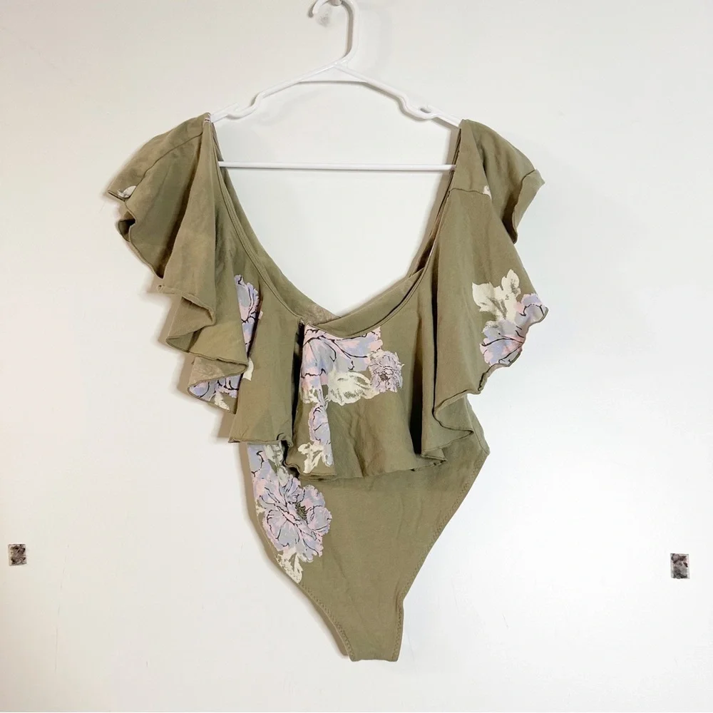 Free people intimately free floral Matilda ruffle v-neck bodysuit - Picture 2 of 5